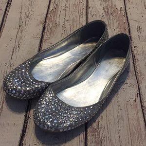 🌻5/$25🌻 Faded Glory Silver Flats